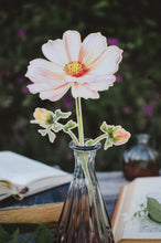 Заредете изображение във визуализатора на галерията – Дървено цвете | Космос