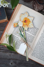 Заредете изображение във визуализатора на галерията – Дървено цвете | Нарцис