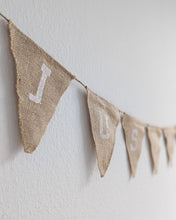 Заредете изображение във визуализатора на галерията – Сватбени Флагчета "Just married"