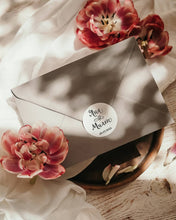 Заредете изображение във визуализатора на галерията – Самозалепващ Етикет с имена и дата